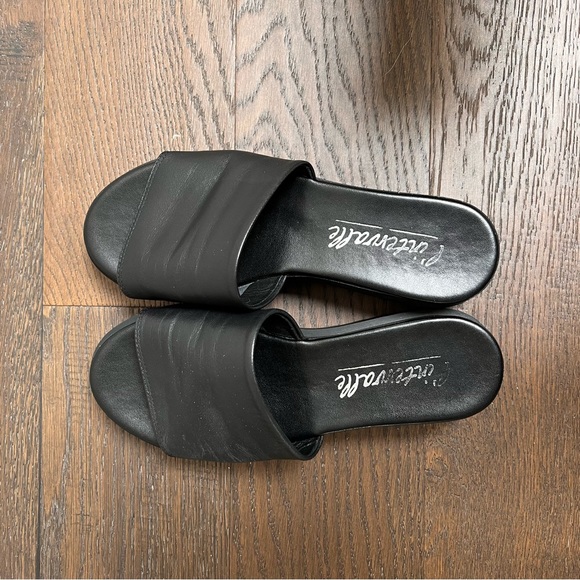 Black L’Intervalle Sandals - Picture 7 of 10